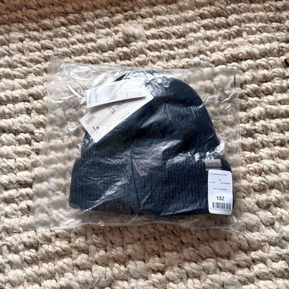 Rip Curl Charcoal Knit Beanie - Picture 4 of 4